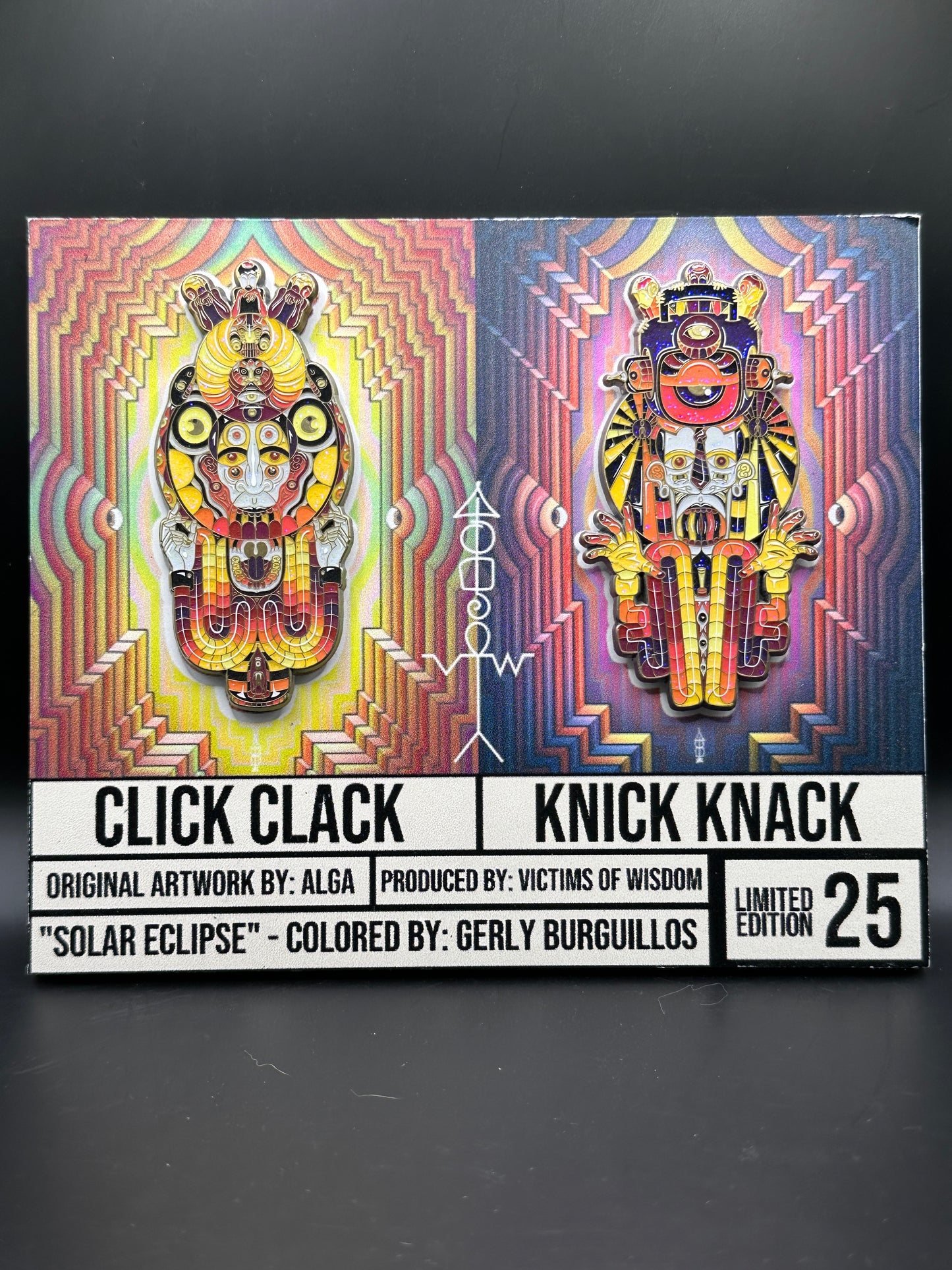 Prize #18 Solar Eclipse Click Clack & Knick Knack Pinz